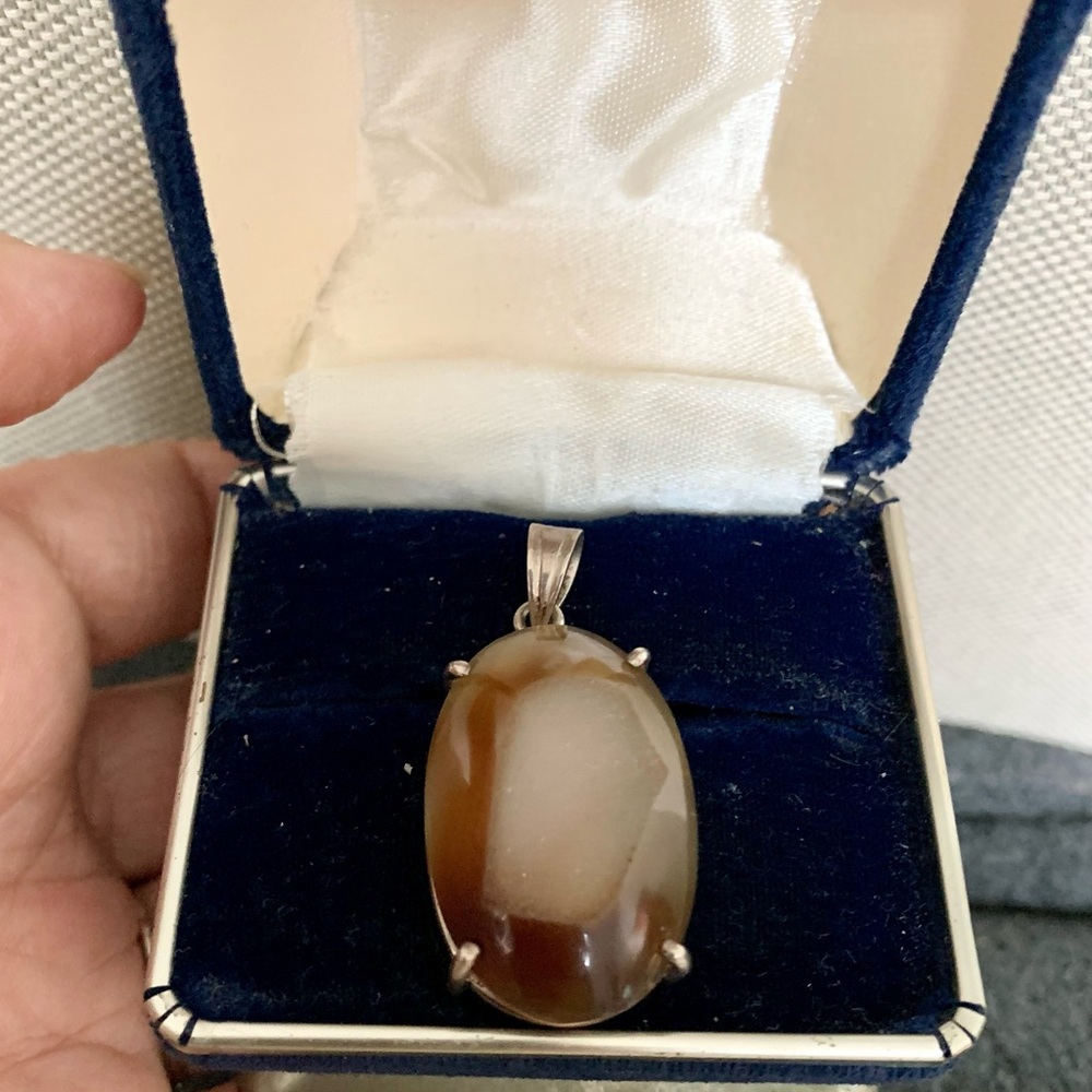 Sterling Silver & Agate Druzy Pendant